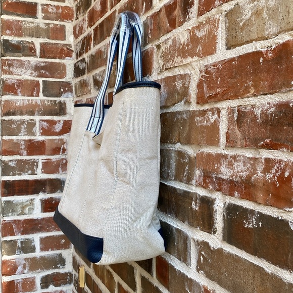 NEW Brouk & Co. Capri Everyday Stripe Tote - Picture 6 of 15